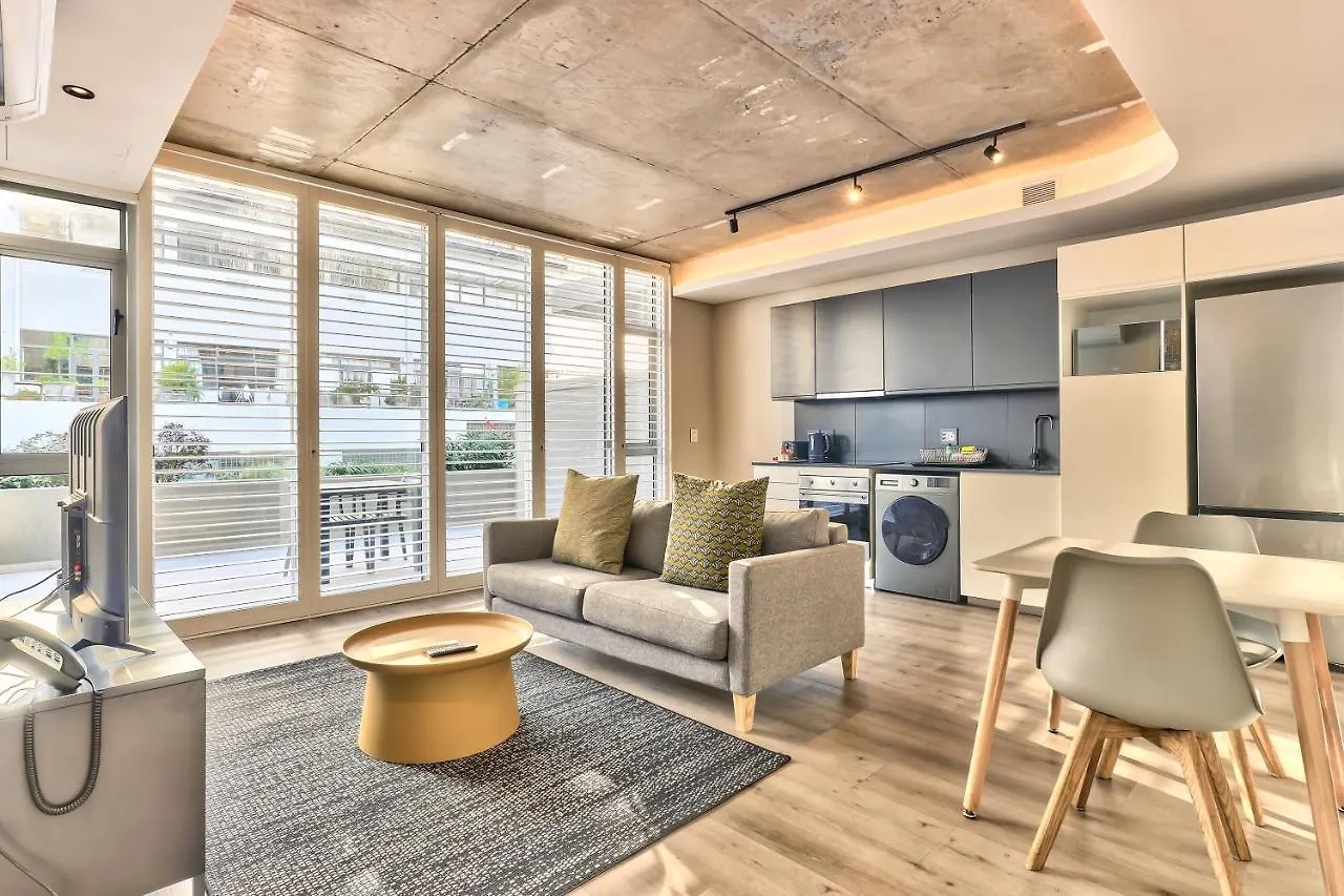One Bedroom With Balcony And City Views Cape Town Apartment